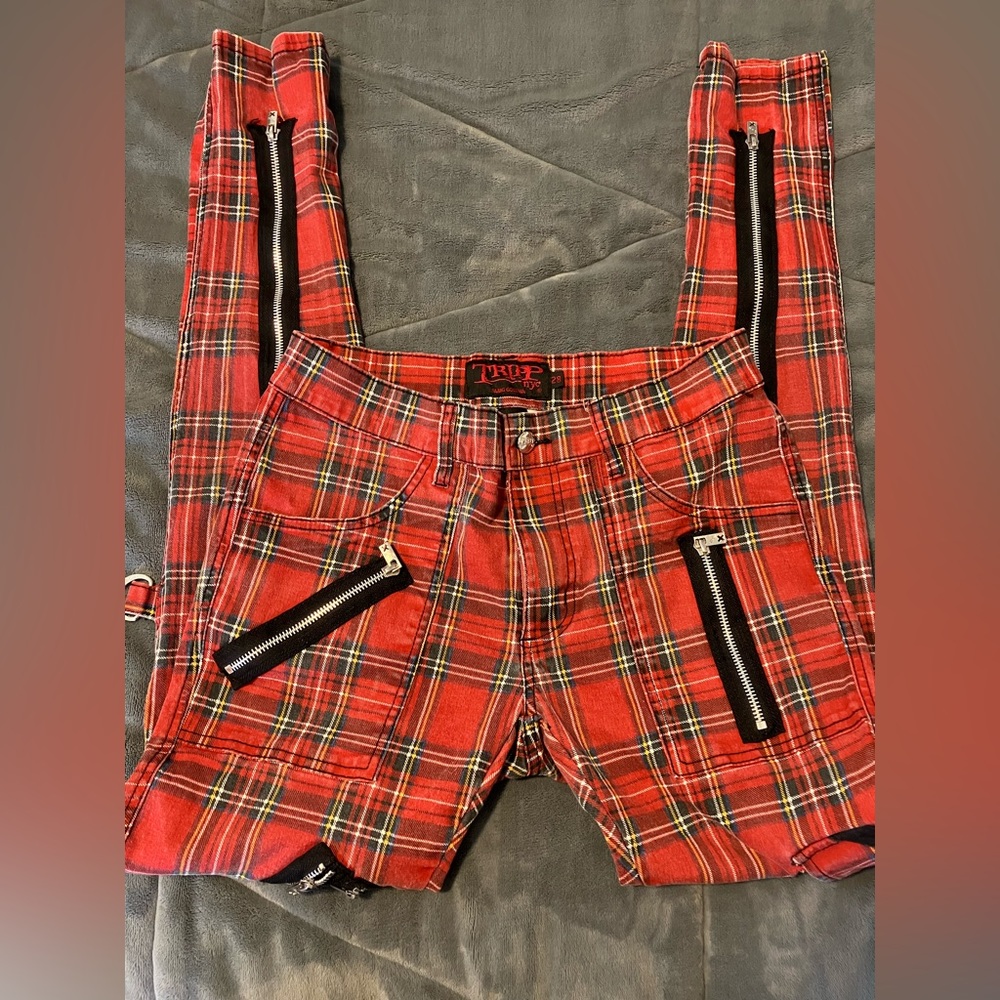 TRIPP NYC RED PLAID PANTS 28